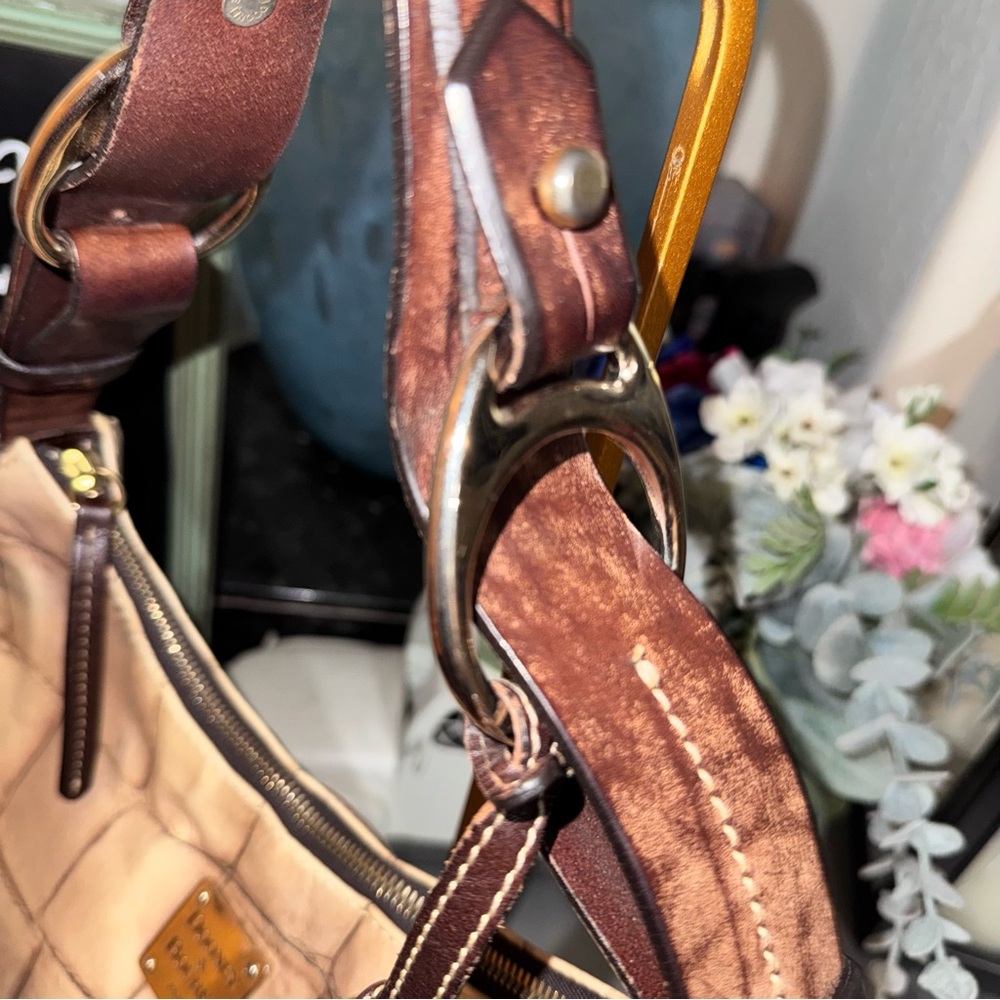 Dooney & Bourke Croc Embossed Leather Hobo bag - NWOT - Picture 15 of 16